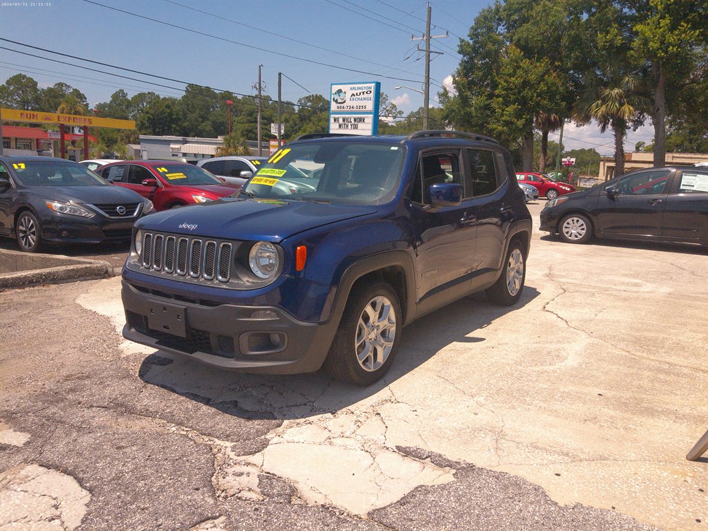2017 Jeep Renegade Latitude's photo