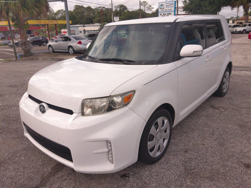 2013 Scion xB 10 Series's photo