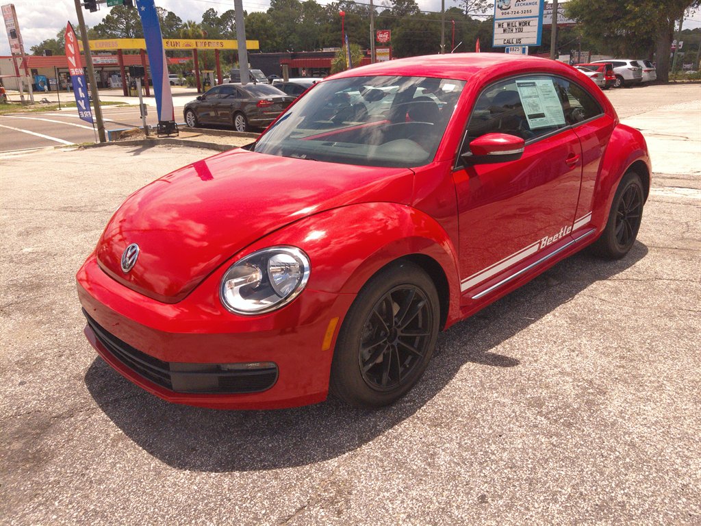 2014 Volkswagen Beetle 2.5L Auto PZEV's photo